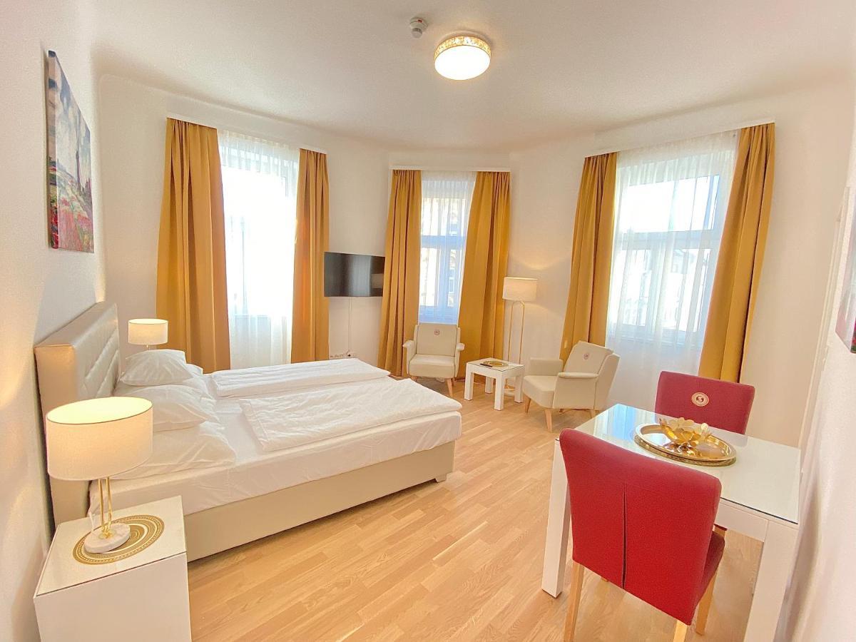 Steiner Residences Vienna Reumannplatz Bagian luar foto