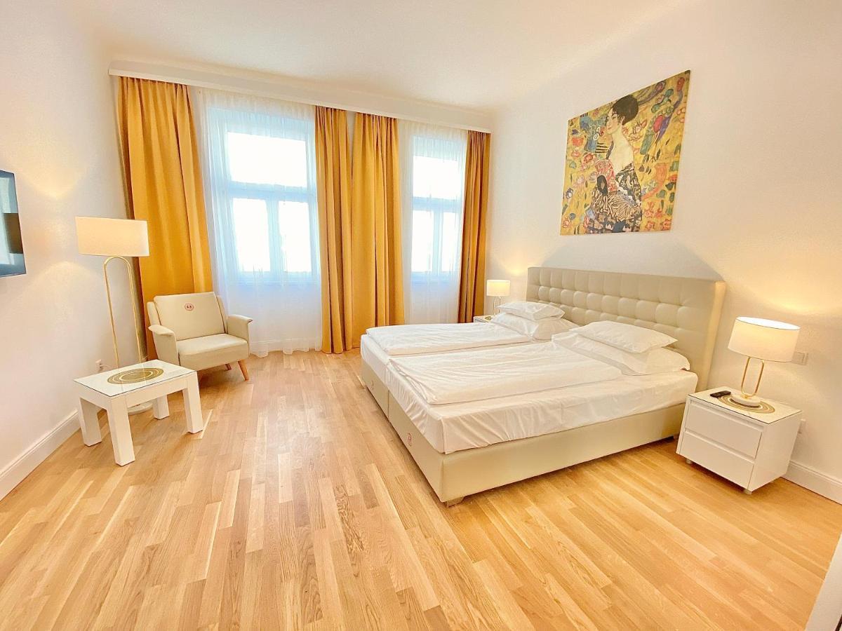 Steiner Residences Vienna Reumannplatz Bagian luar foto