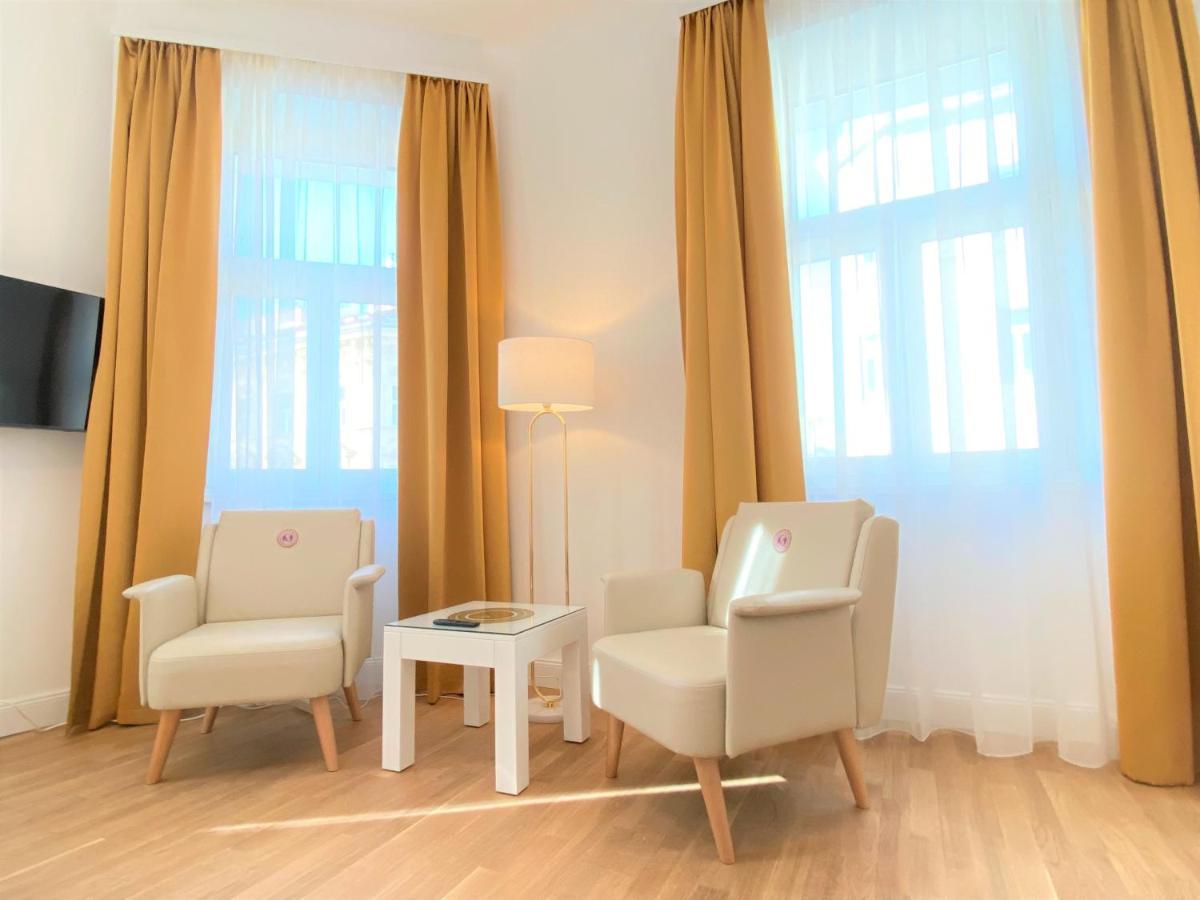 Steiner Residences Vienna Reumannplatz Bagian luar foto